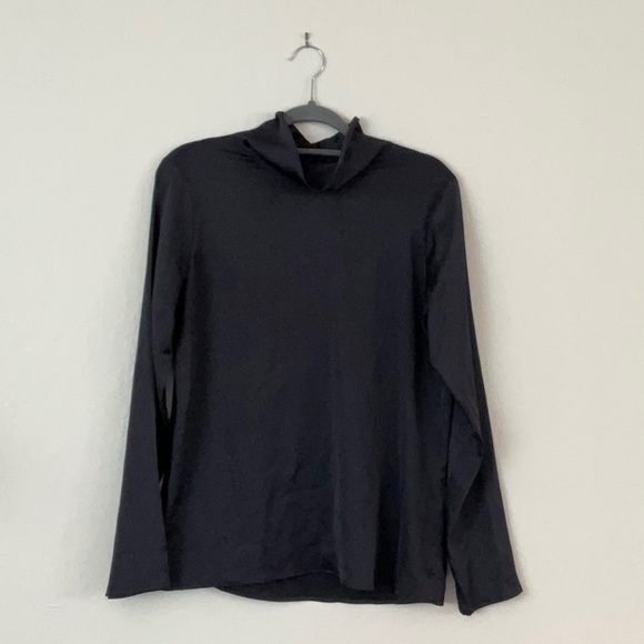 Banana Republic turtleneck, silk long sleeve blouse - Picture 1 of 3